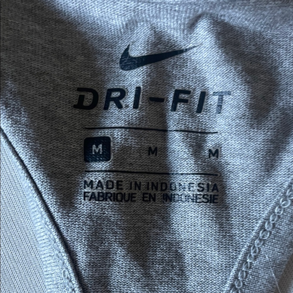 Grey Nike RIT tank - Picture 2 of 2
